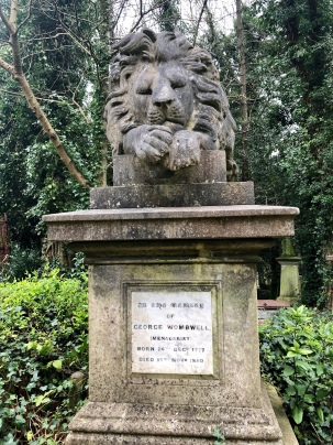 The grave of a menagerist