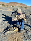 Oudtshoorn, searching for fossils